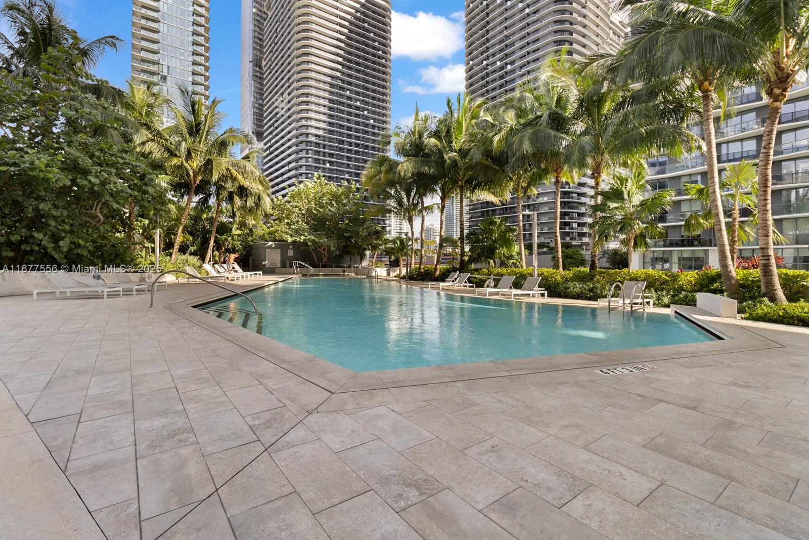 RISE CONDO - Residential