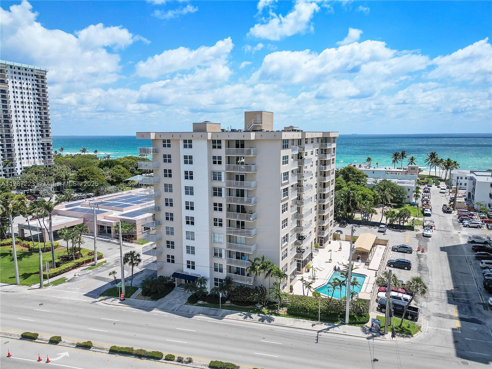 1401 S Ocean Dr 301