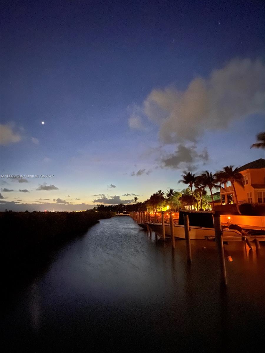 Anglers Reef Un 111 - Residential