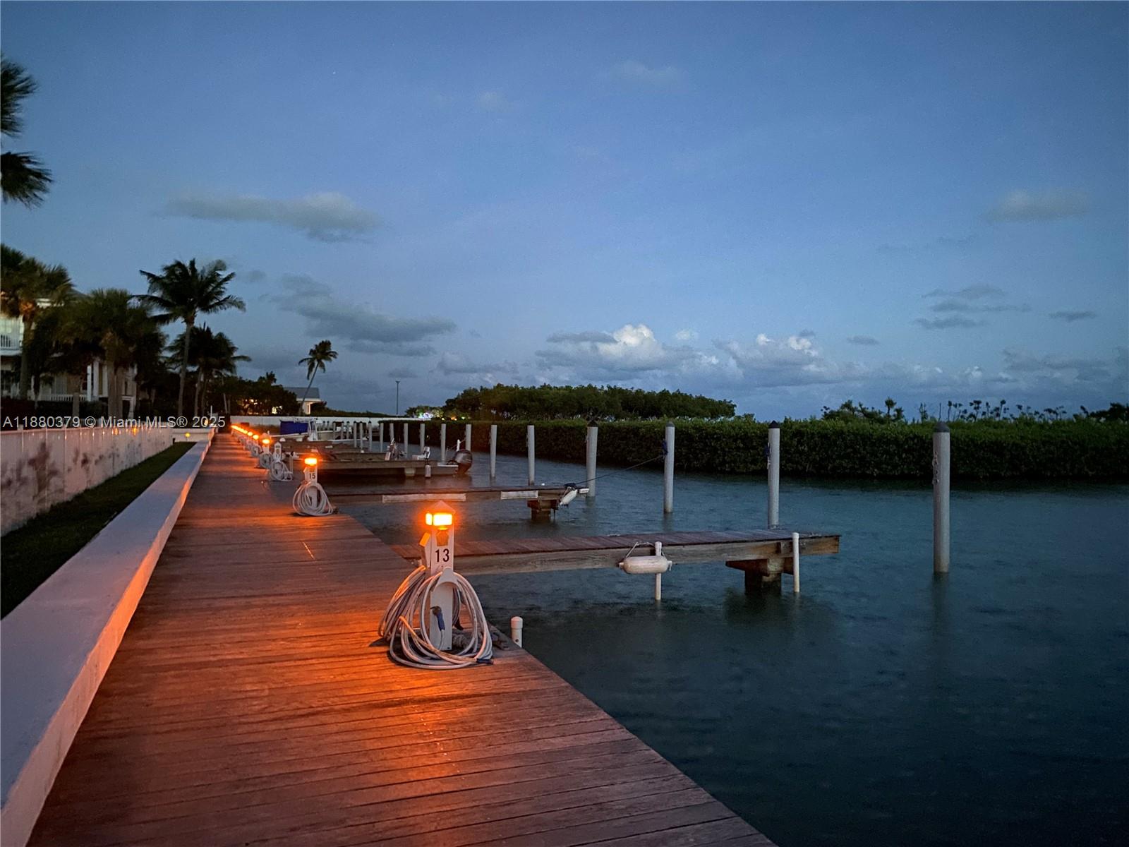 Anglers Reef Un 111 - Residential
