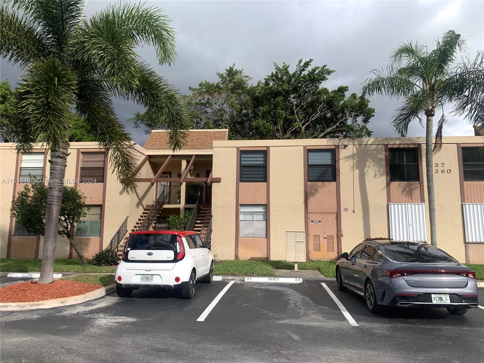 7360 Nw 18th St St 103, Margate, Broward County, Florida - 2 Bedrooms  
2 Bathrooms - 