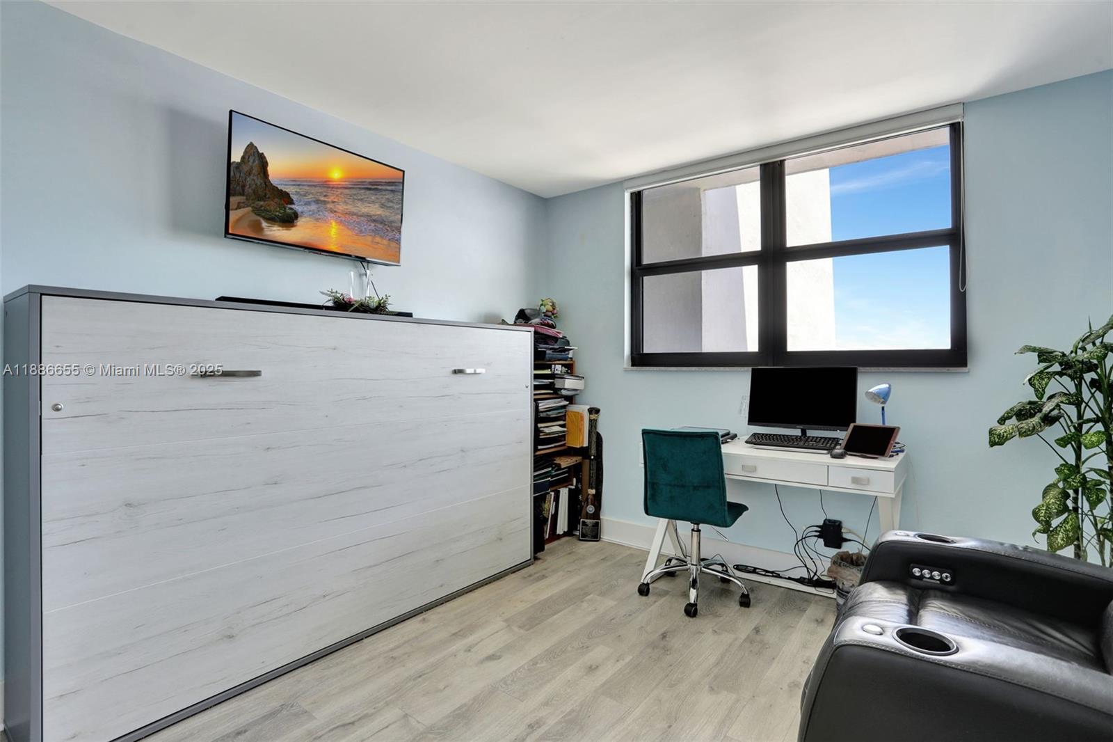 WATERBURY CONDO - Residential