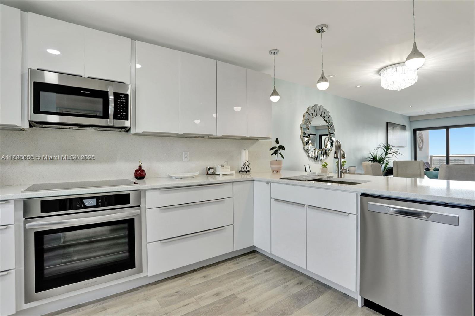 WATERBURY CONDO - Residential