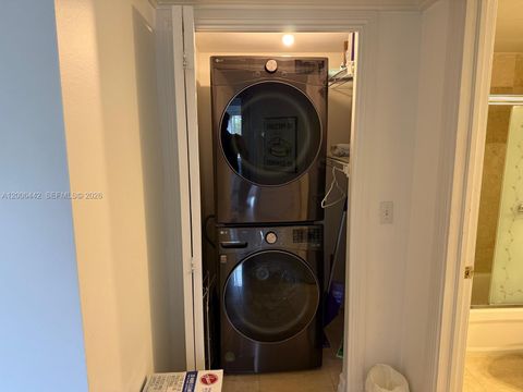 Tiny photo for 101 Sidonia Ave #301, Coral Gables, FL 33134 (MLS # A12006442)