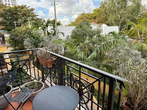 Tiny photo for 101 Sidonia Ave #301, Coral Gables, FL 33134 (MLS # A12006442)
