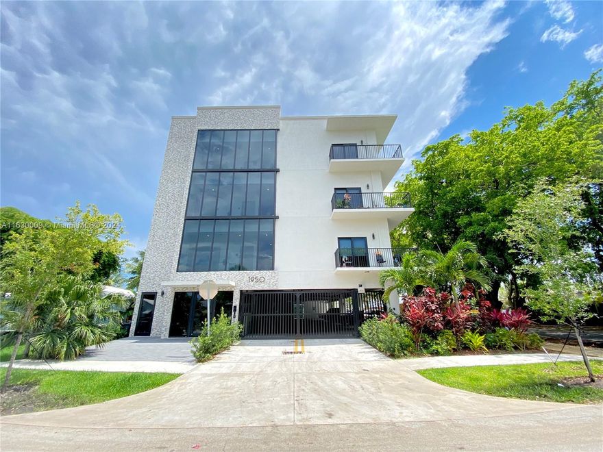 For rent, a 2bed/2bath modern condo in Hollywood is available. The brand-new building, finished in 2020, features state-of-the-art technology and security. The unit features wood floors, granite kitchen countertops, stainless steel appliances, a washer & dryer inside the unit, balcony hurricane-proof windows, and internet. Great location, close to shopping centers, restaurants, major roads and highways. Small pets are allowed with a non-refundable pet fee. REQUIREMENTS: Screening Reports for all adults, credit 650+, max occupancy 4 people. INCOME: at least 3 times the rent (last 3 pay stubs). MOVE IN COST: first month rent, one month security deposit, and application fees.