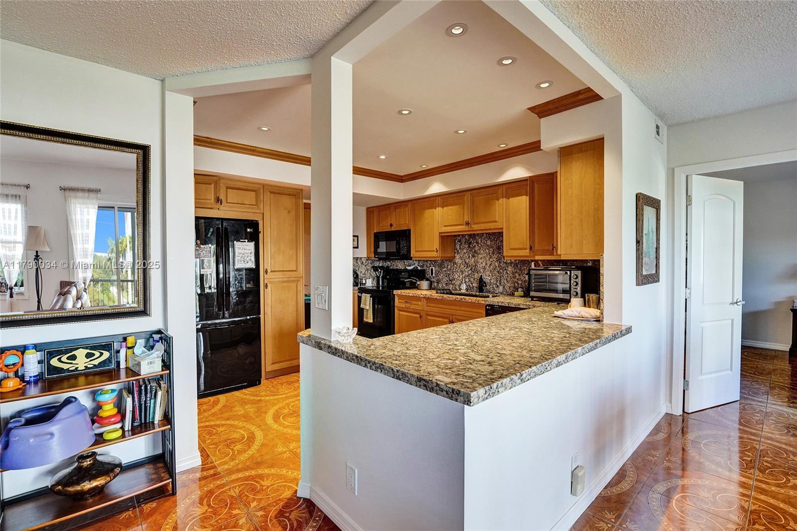 FAIRWAYS RIVIERA CONDO - Residential