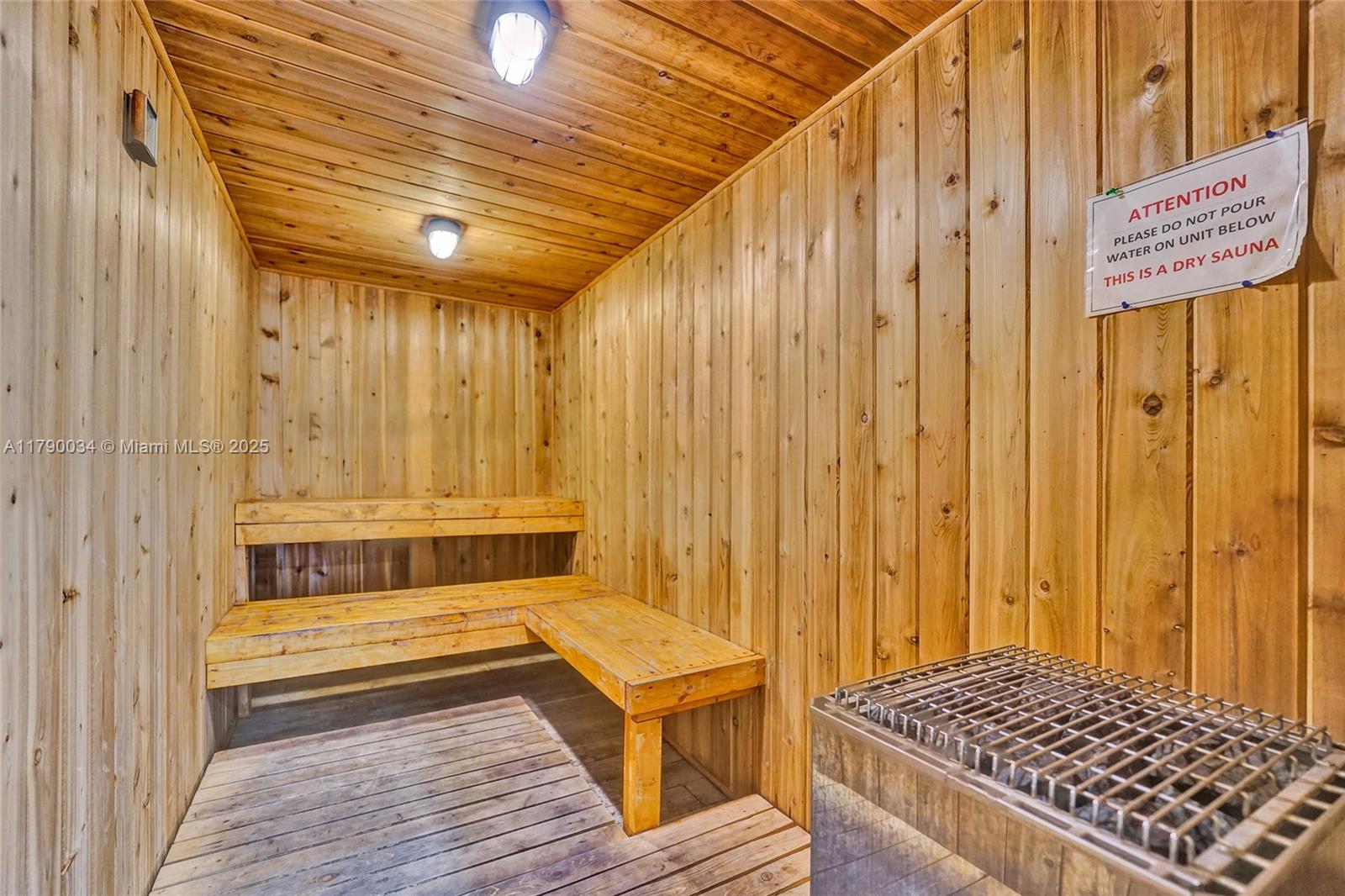 FAIRWAYS RIVIERA CONDO - Residential