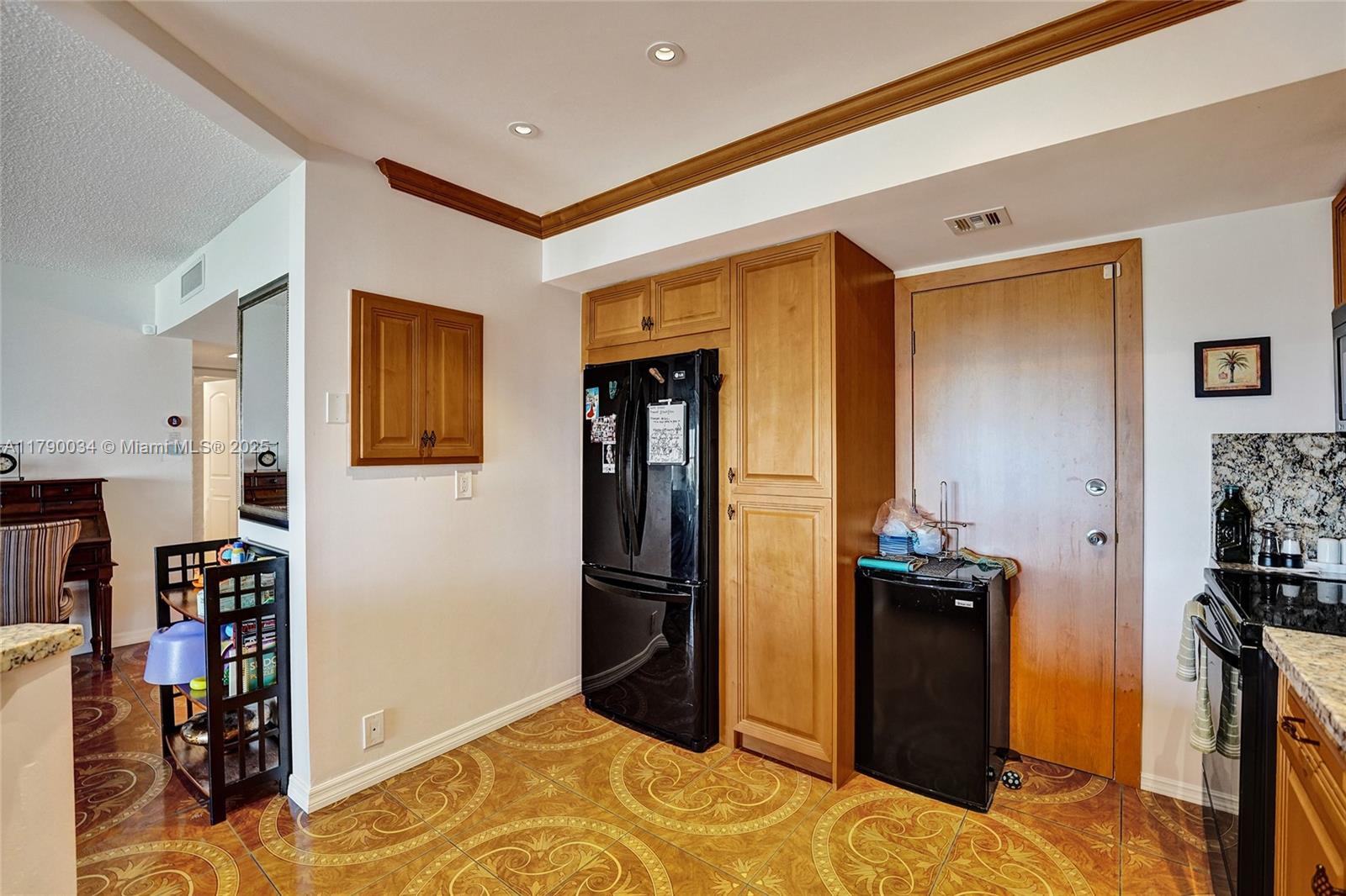 FAIRWAYS RIVIERA CONDO - Residential
