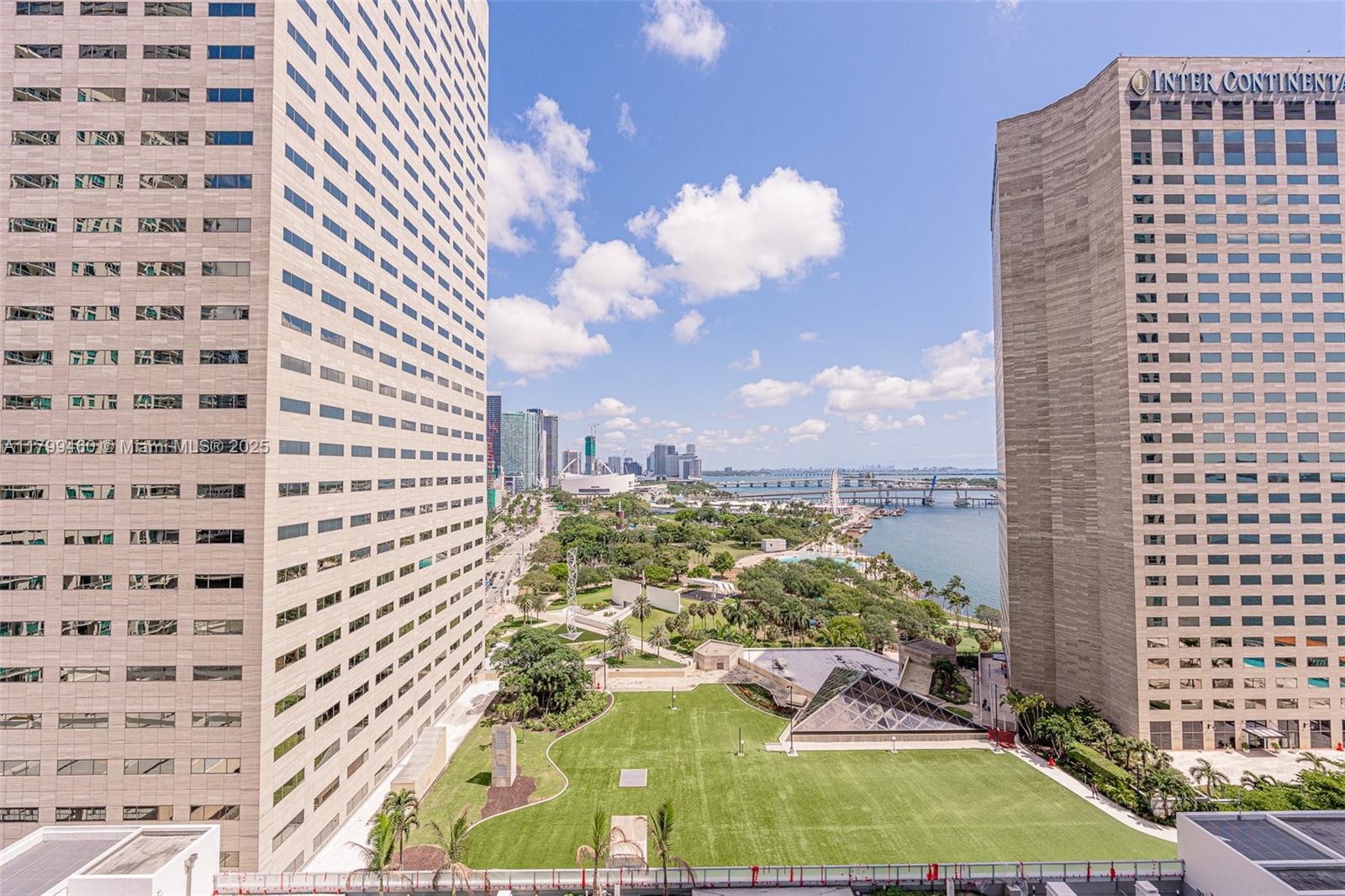 325 S Biscayne Blvd 2020, Miami, Broward County, Florida - 1 Bathrooms - 