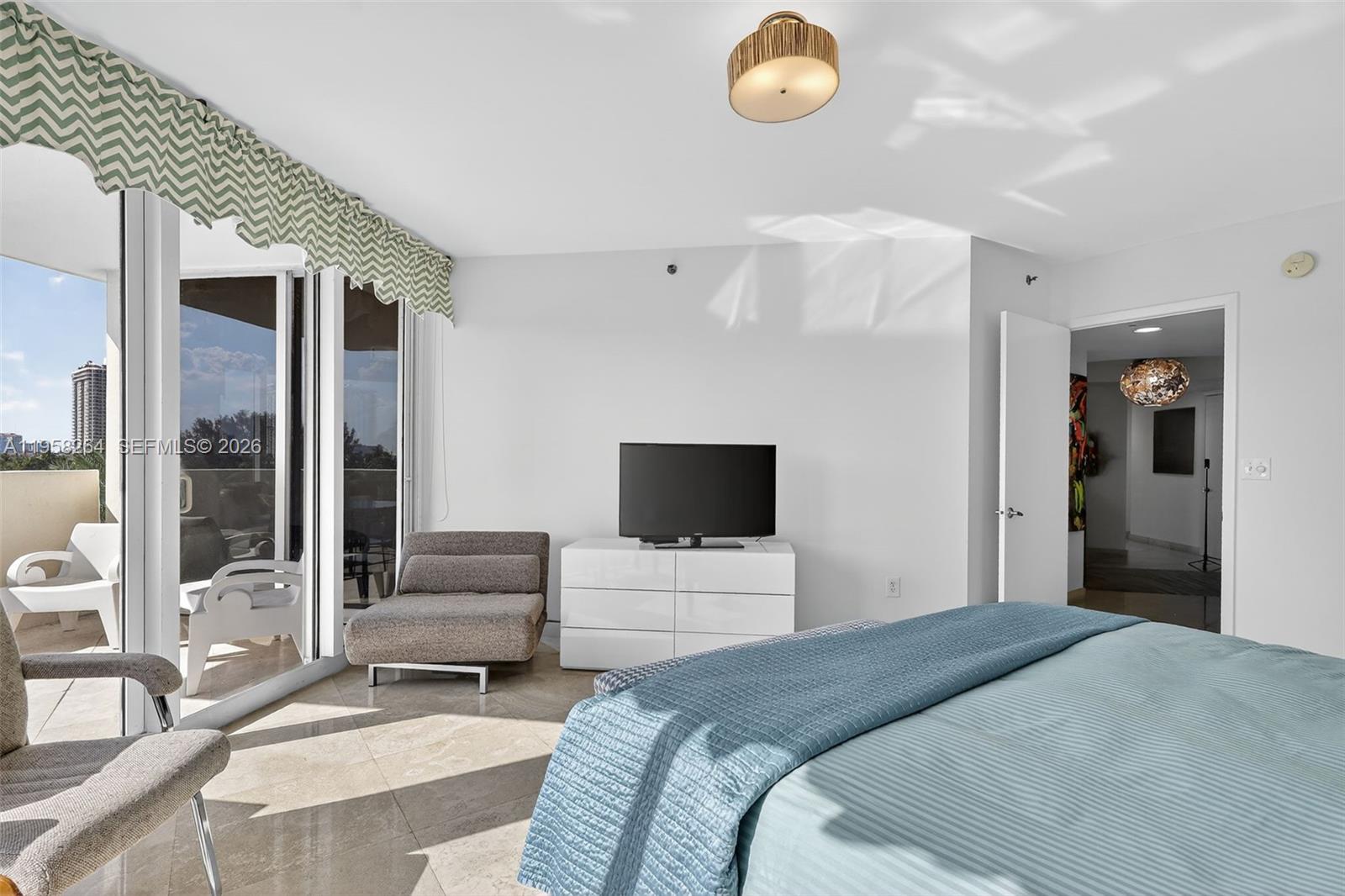 OCEAN ONE CONDO - Residential