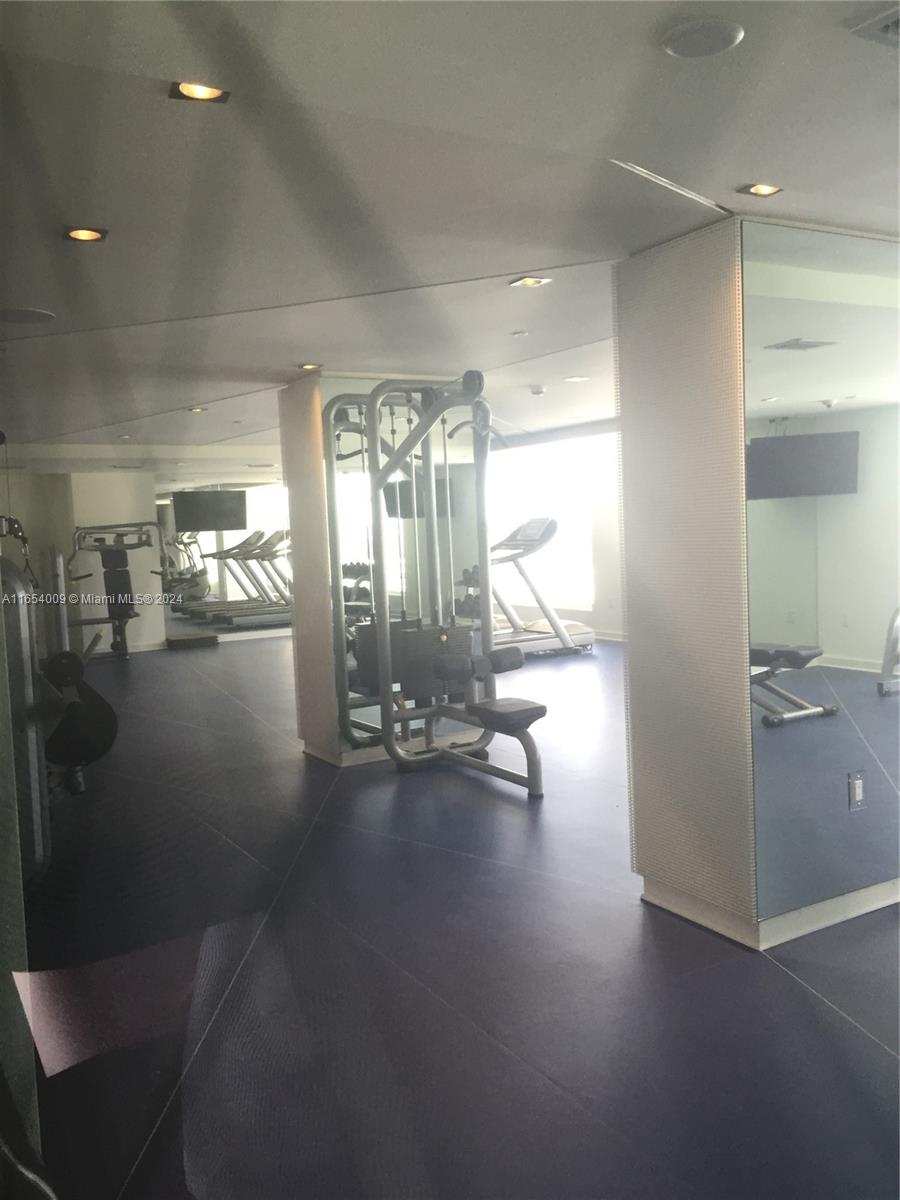 4250 BISCAYNE BOULEVARD C - Residential