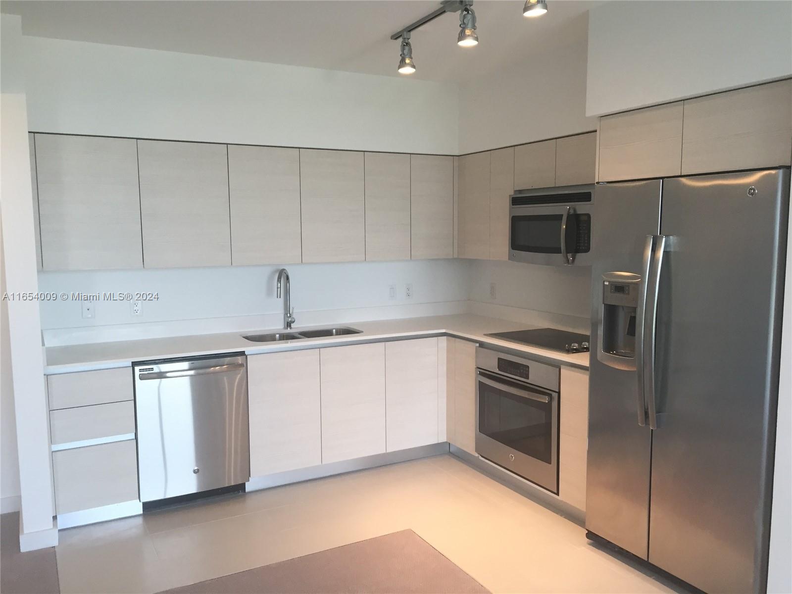Property for Sale at 4250 Biscayne Blvd 1211, Miami, Broward County, Florida - Bedrooms: 1 
Bathrooms: 1  - $425,000