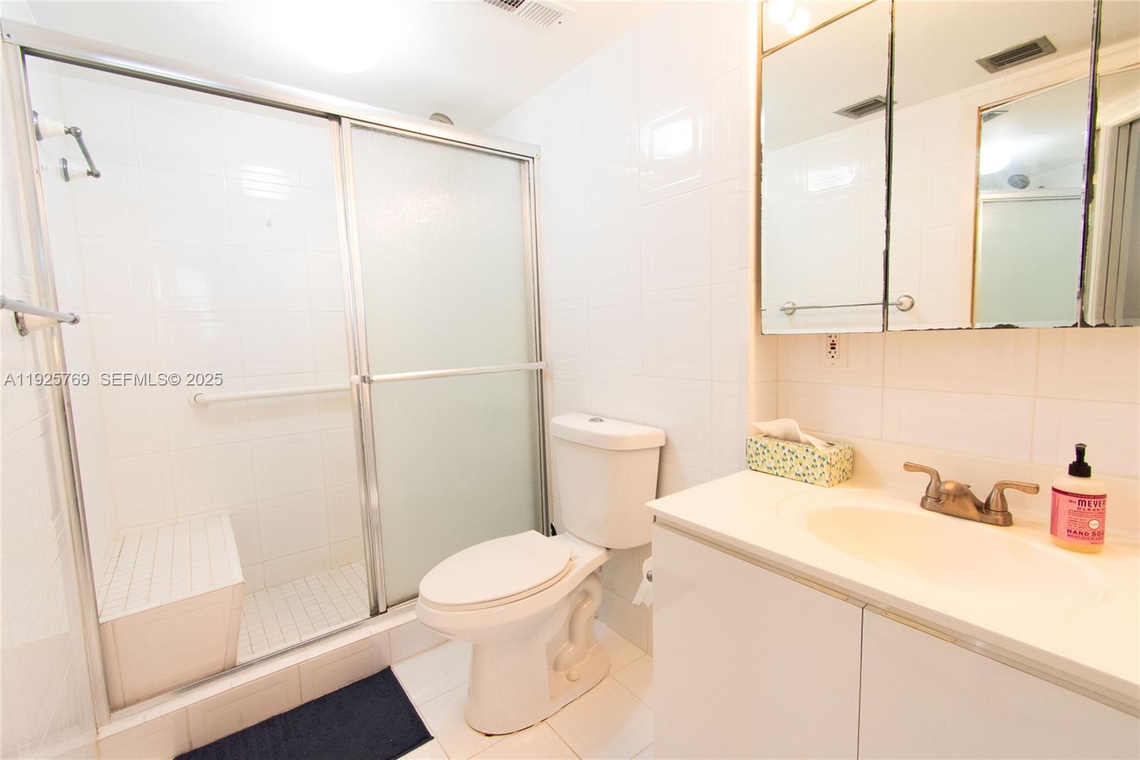 THE GEORGIAN #906 CONDO - Residential