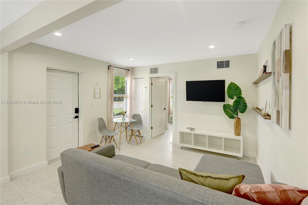 Photo of Delray Beach, FL 33483 (MLS # A11503074)