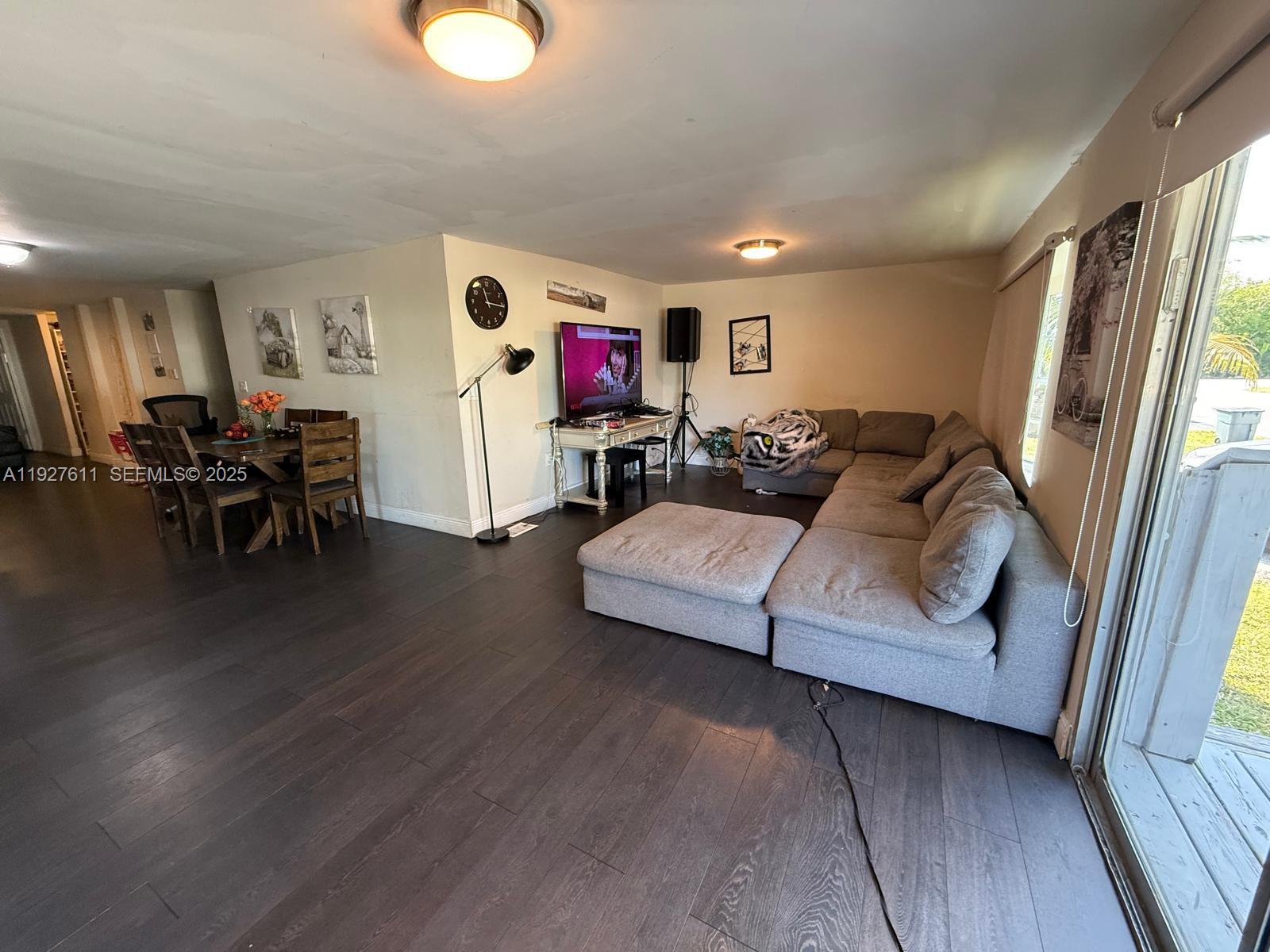 View photos, virtual tours, details... 5290 SW 22nd Ter