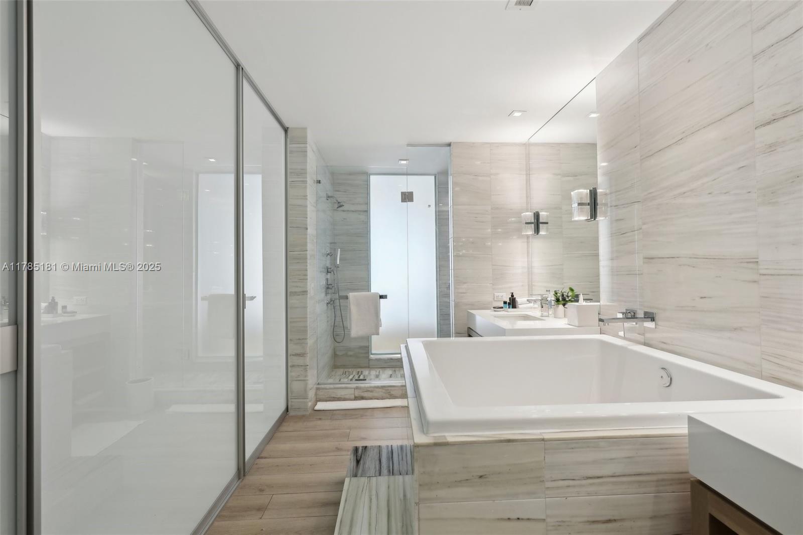 2201 COLLINS AVE CONDO - Residential