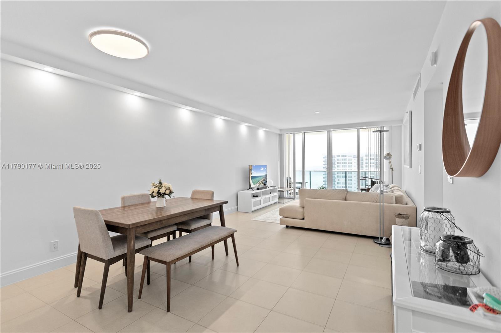 WAVE CONDO - Residential Lease