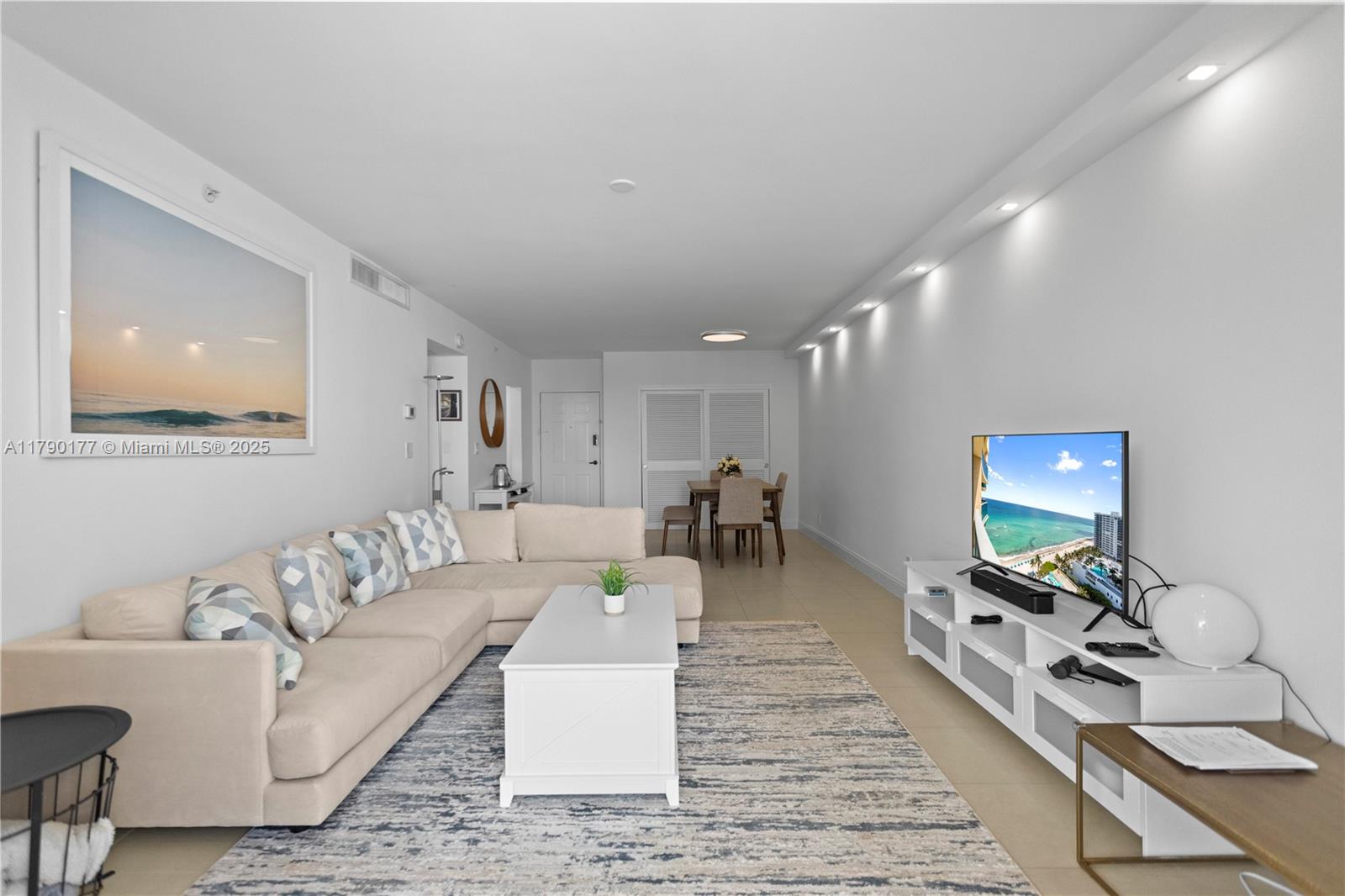 WAVE CONDO - Residential Lease