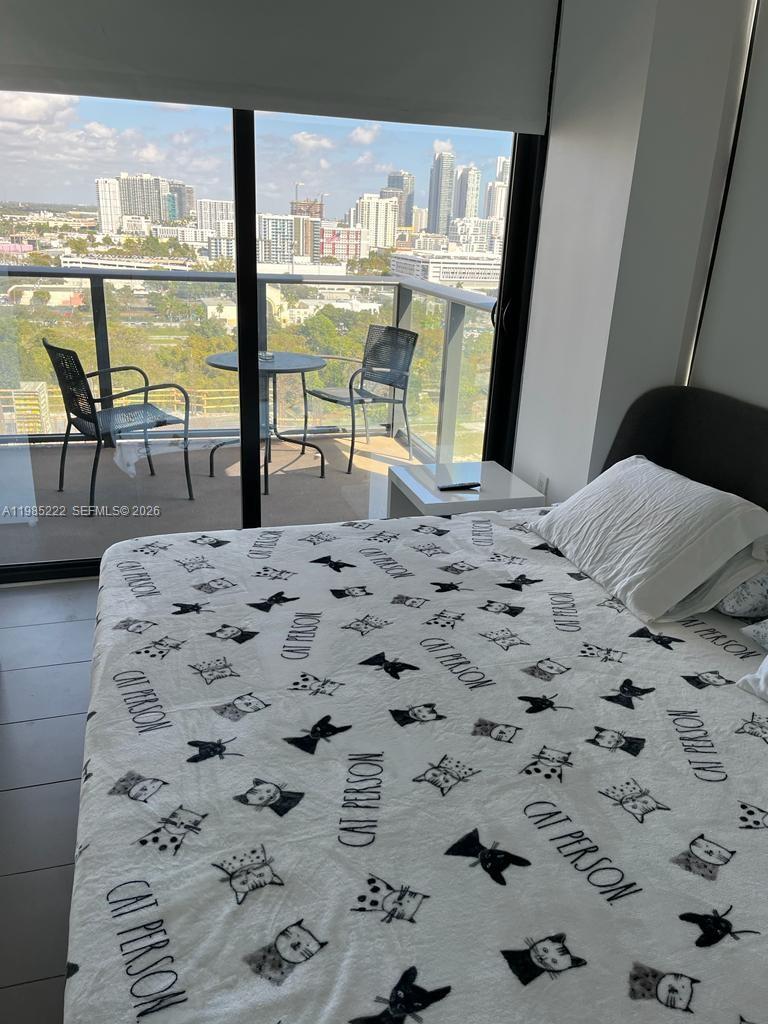 CANVAS CONDO - Residential Lease