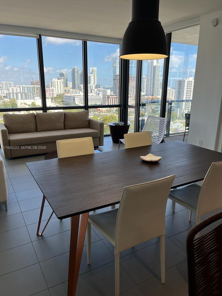 CANVAS CONDO - Residential Lease