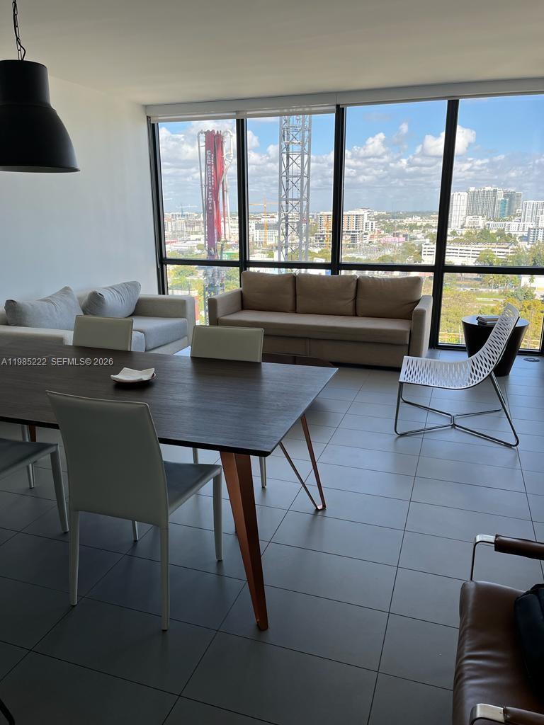 CANVAS CONDO - Residential Lease