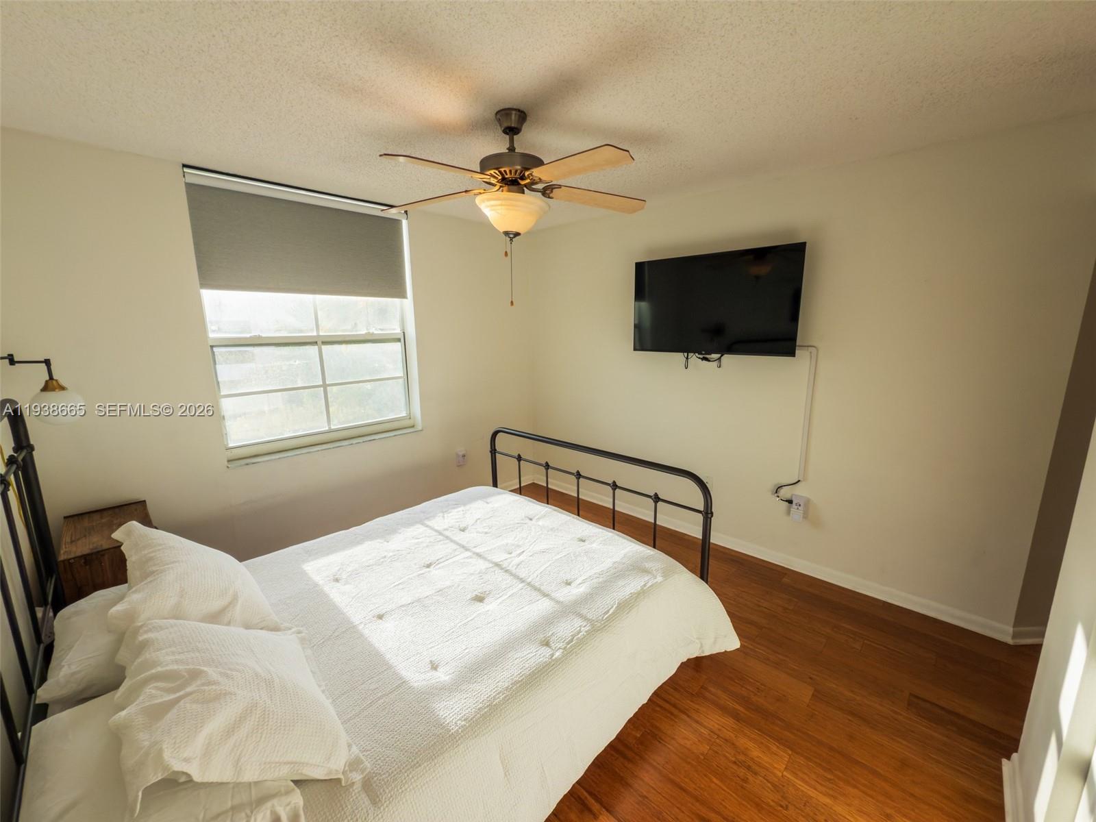 LAS OLAS BY THE RIVER CON - Residential