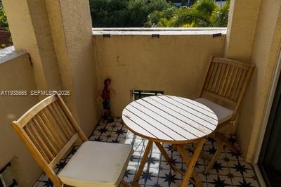 LAS OLAS BY THE RIVER CON - Residential