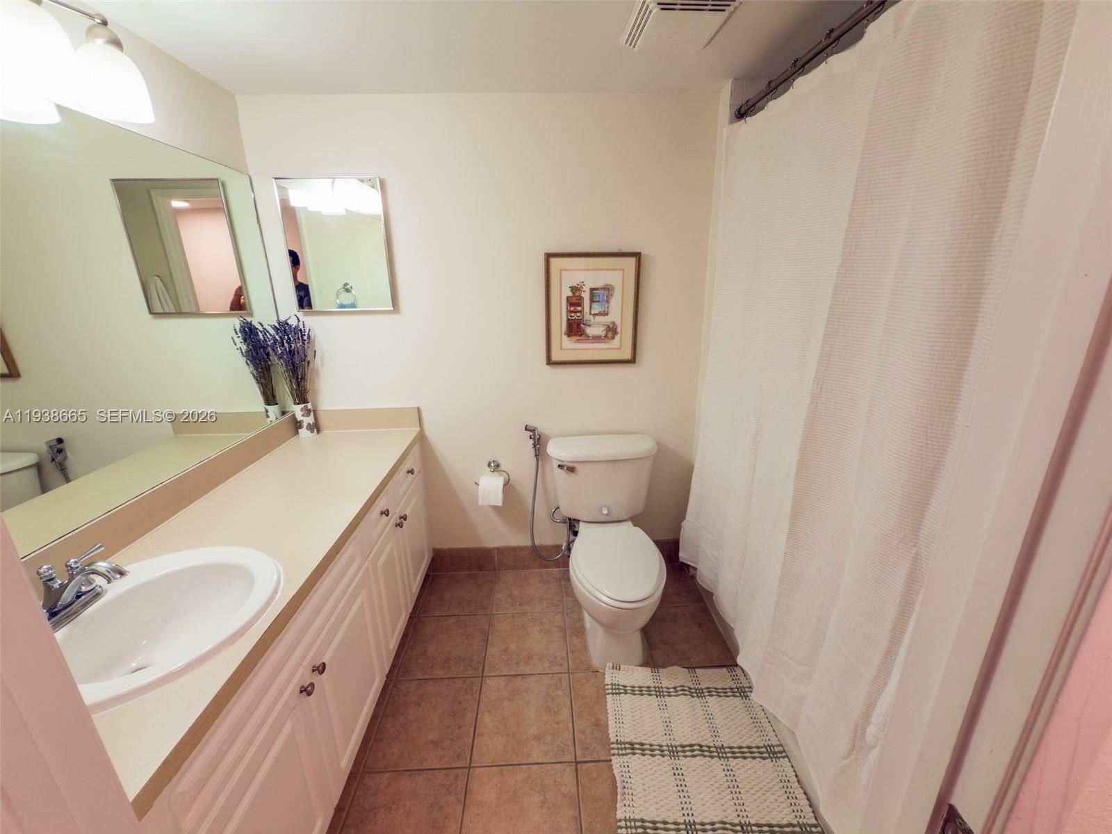 LAS OLAS BY THE RIVER CON - Residential