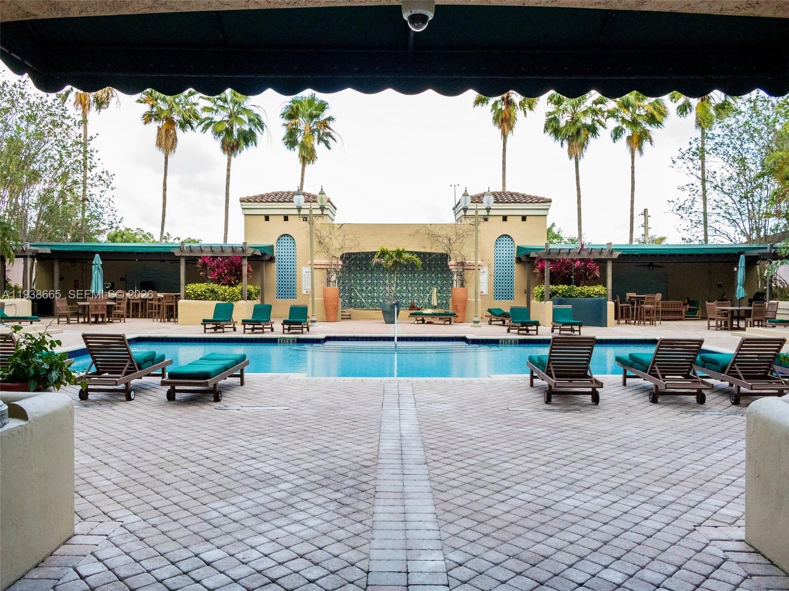 LAS OLAS BY THE RIVER CON - Residential