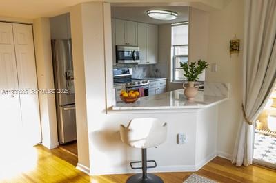 LAS OLAS BY THE RIVER CON - Residential