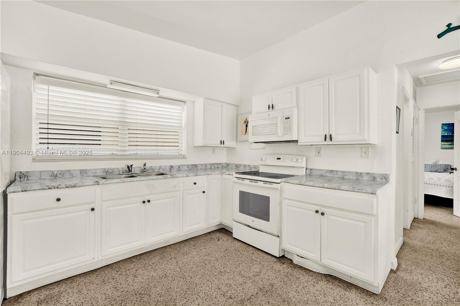 AMD PL BAY RIDGE - Residential Lease