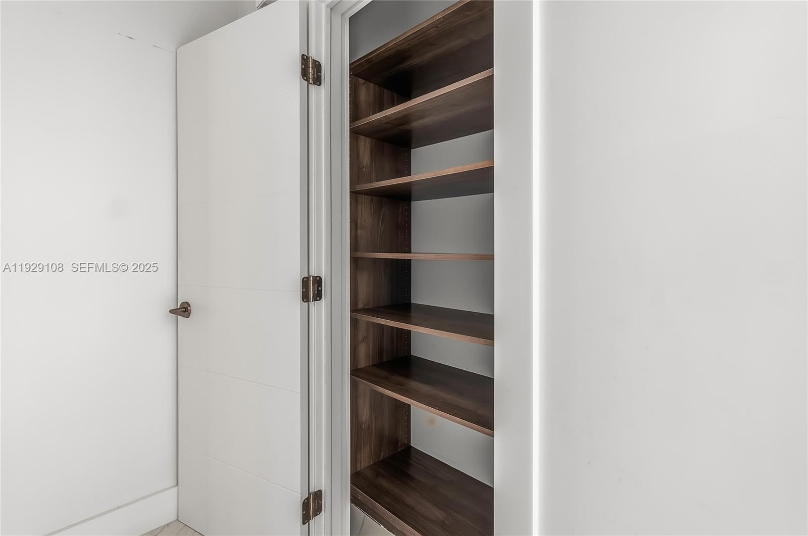 NORMANDY GOLF COURSE - Residential Lease