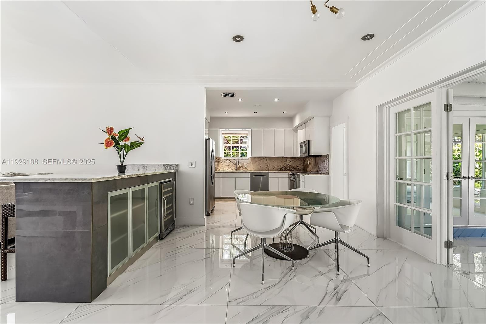 NORMANDY GOLF COURSE - Residential Lease