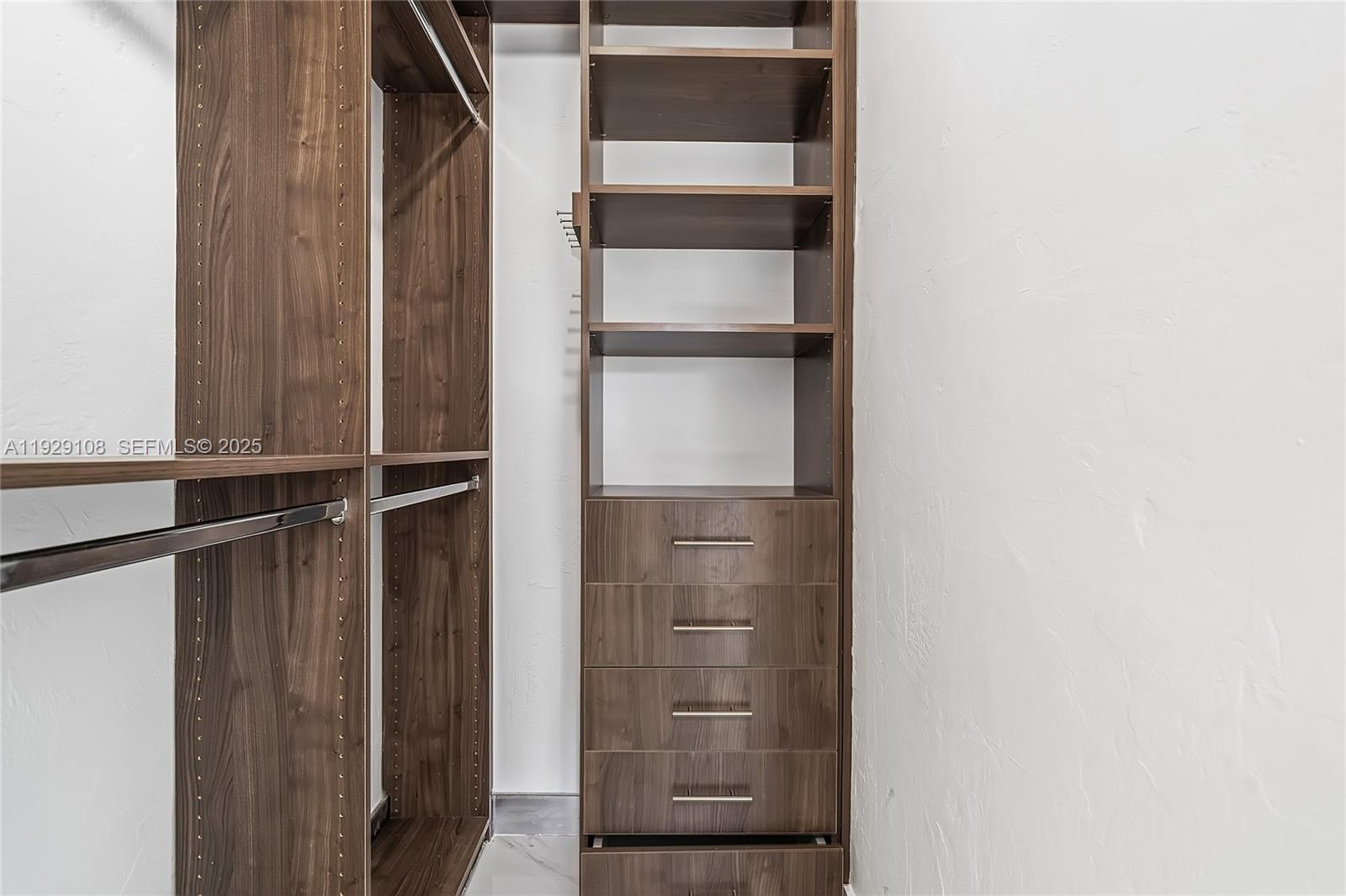 NORMANDY GOLF COURSE - Residential Lease