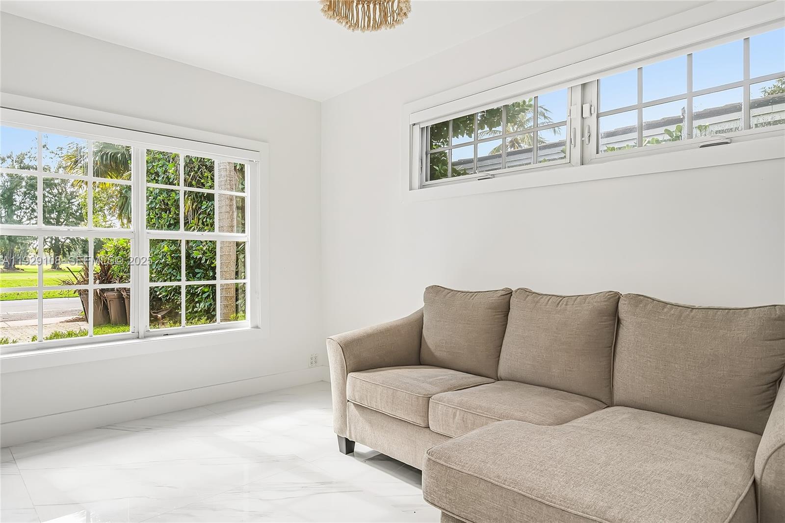 NORMANDY GOLF COURSE - Residential Lease