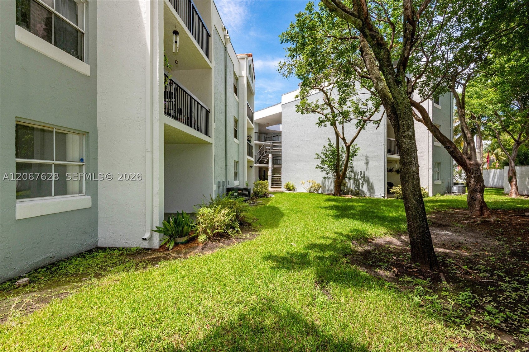 6272 NW 186th St 106