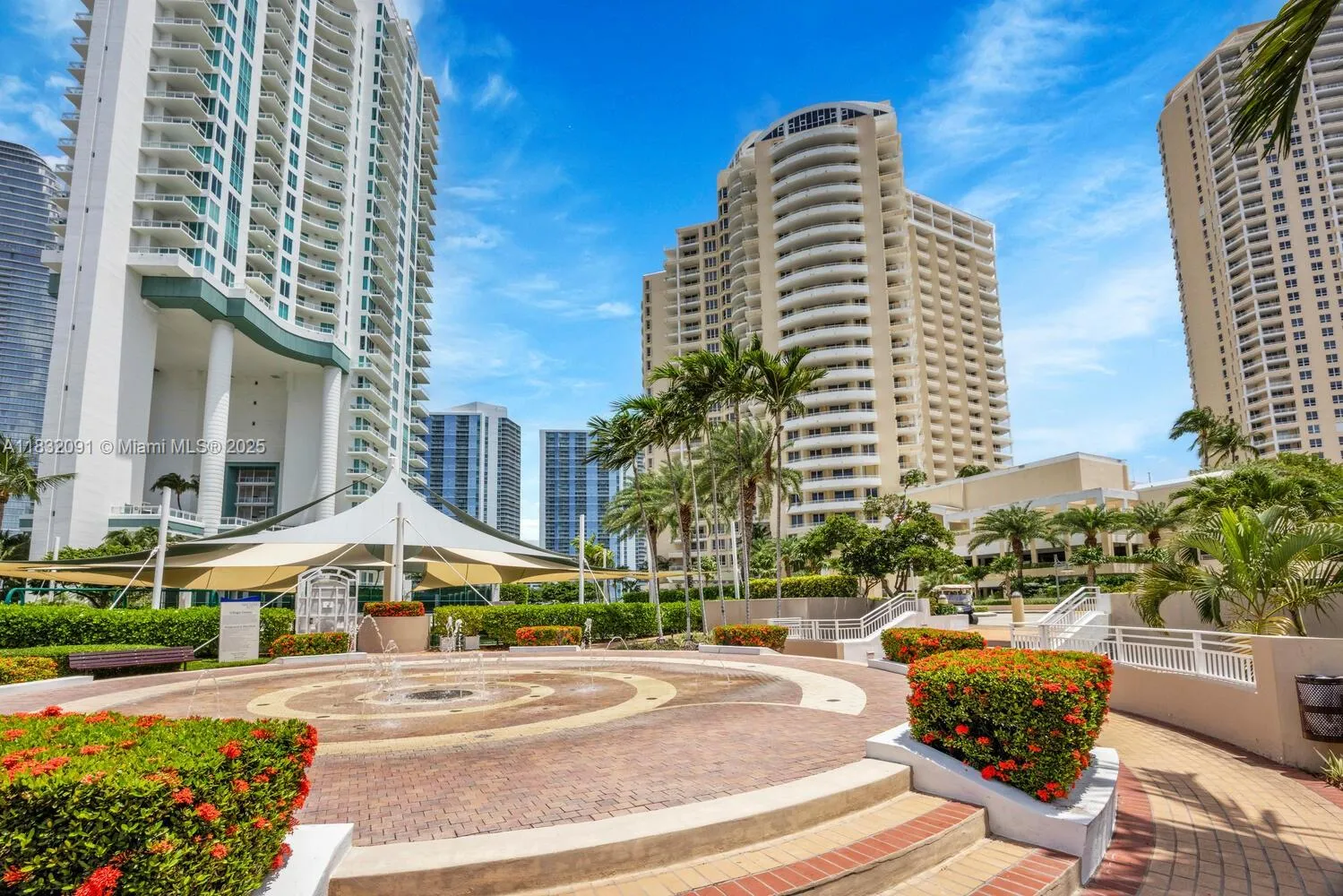 Miami, Florida 33131, United States, 3 Bedrooms Bedrooms, ,3 BathroomsBathrooms,Residential,Active,162564