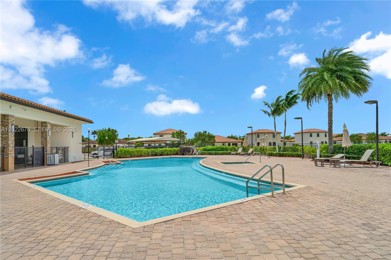 KINGMAN COMMONS - Residential