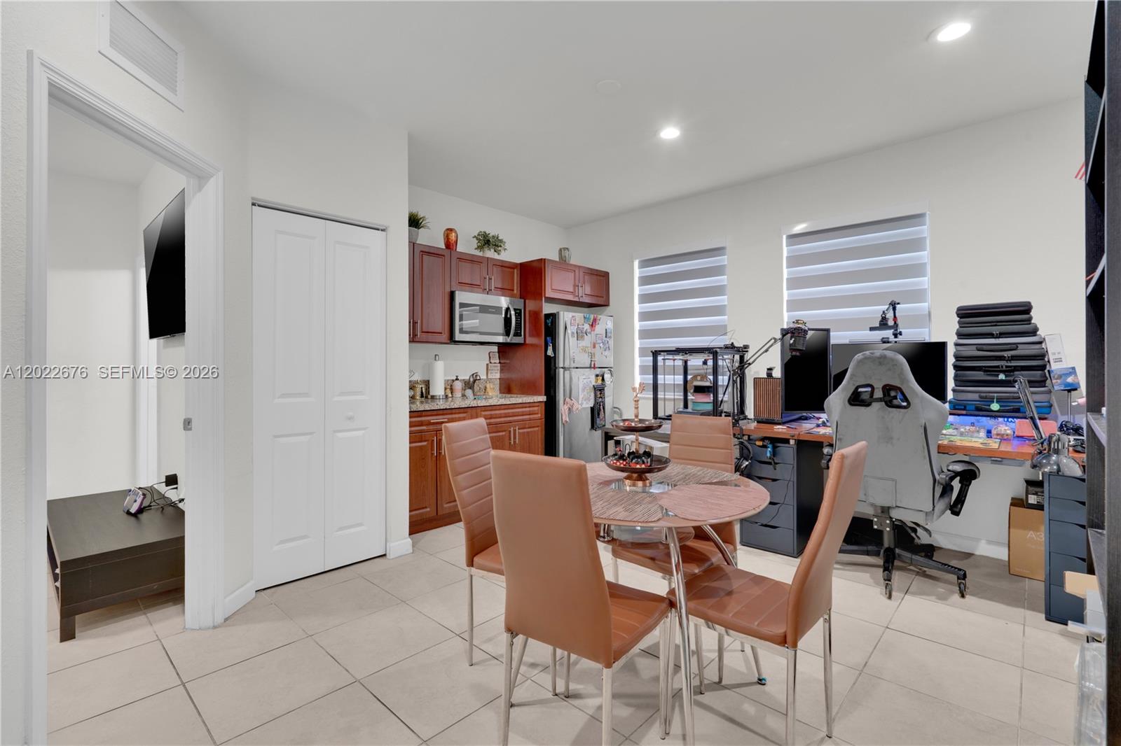 KINGMAN COMMONS - Residential