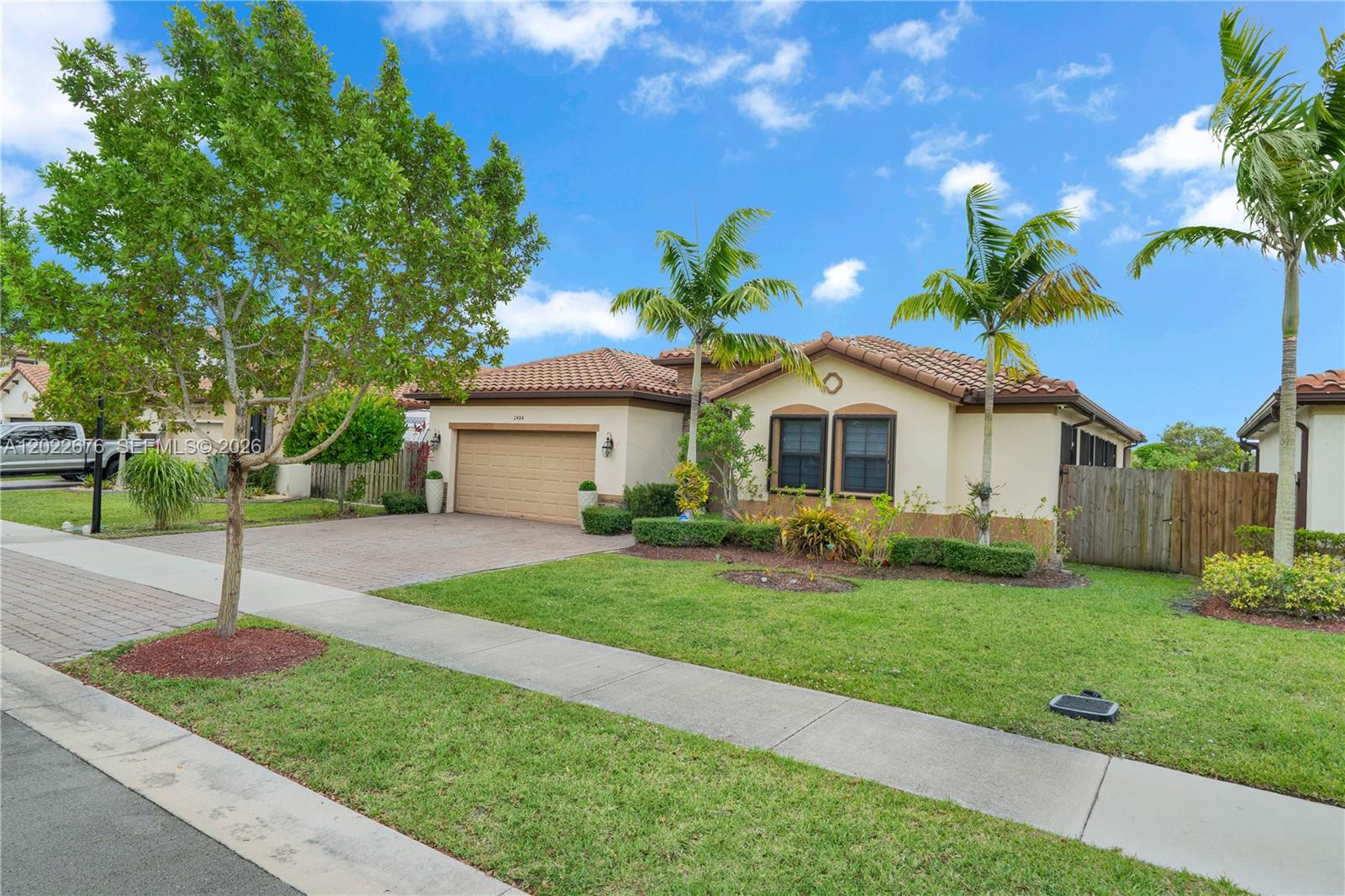 2484 SE 1st St, Homestead, FL, 33033/$645,000 1 2484 SE 1st St