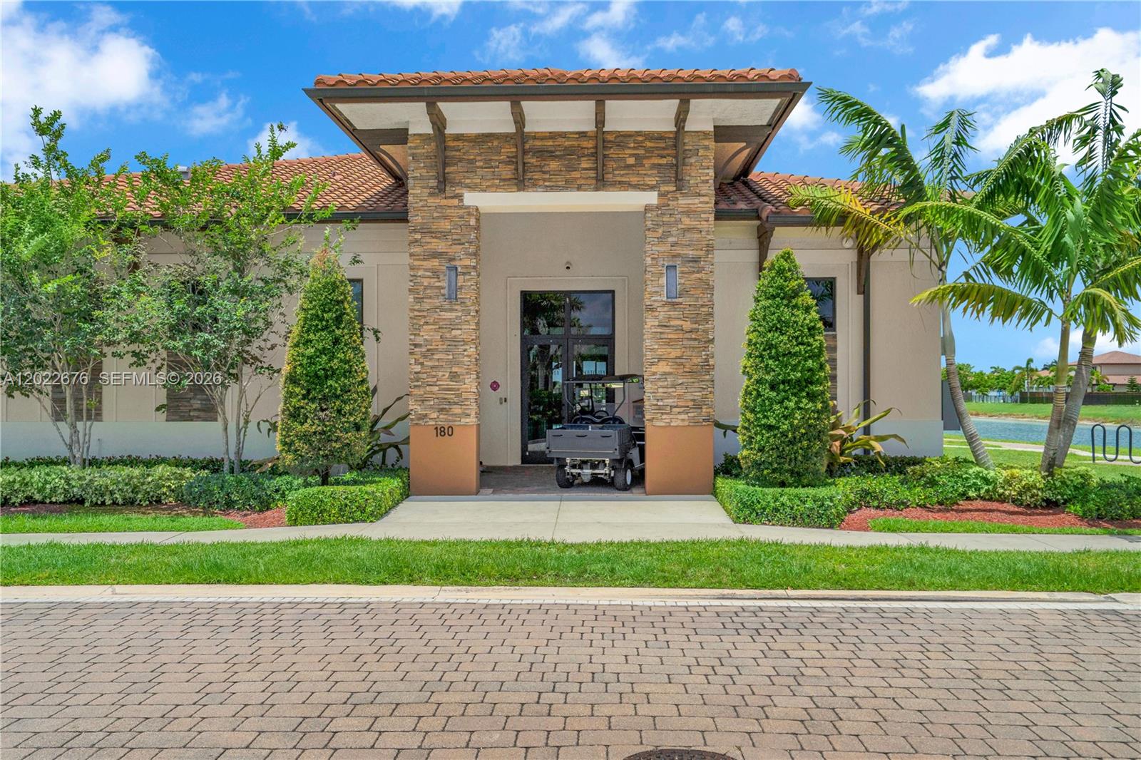 KINGMAN COMMONS - Residential