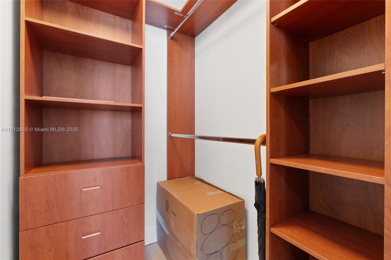 50 BISCAYNE CONDO - Residential