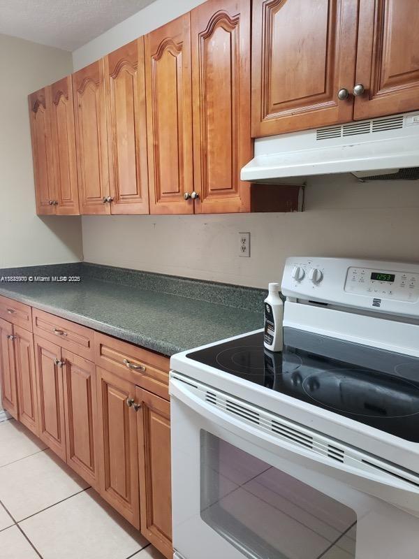 3525 SW 24th St 3527