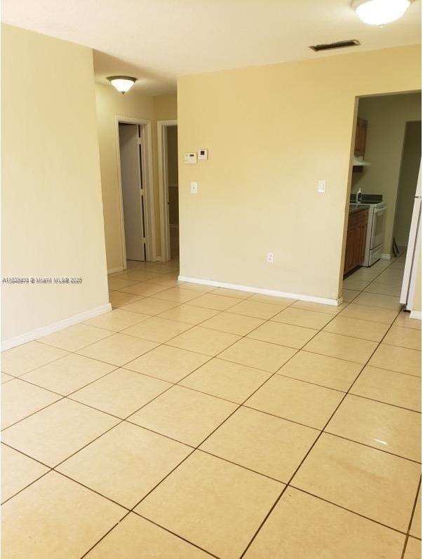3525 SW 24th St 3527
