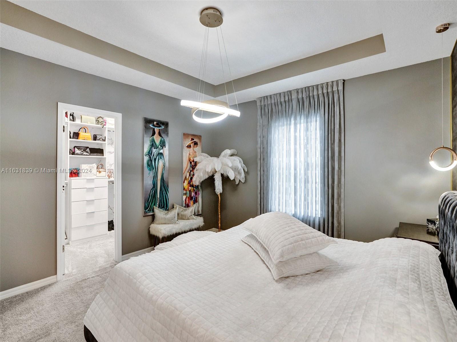 HILLCREST COUNTRY CLUB SO - Residential