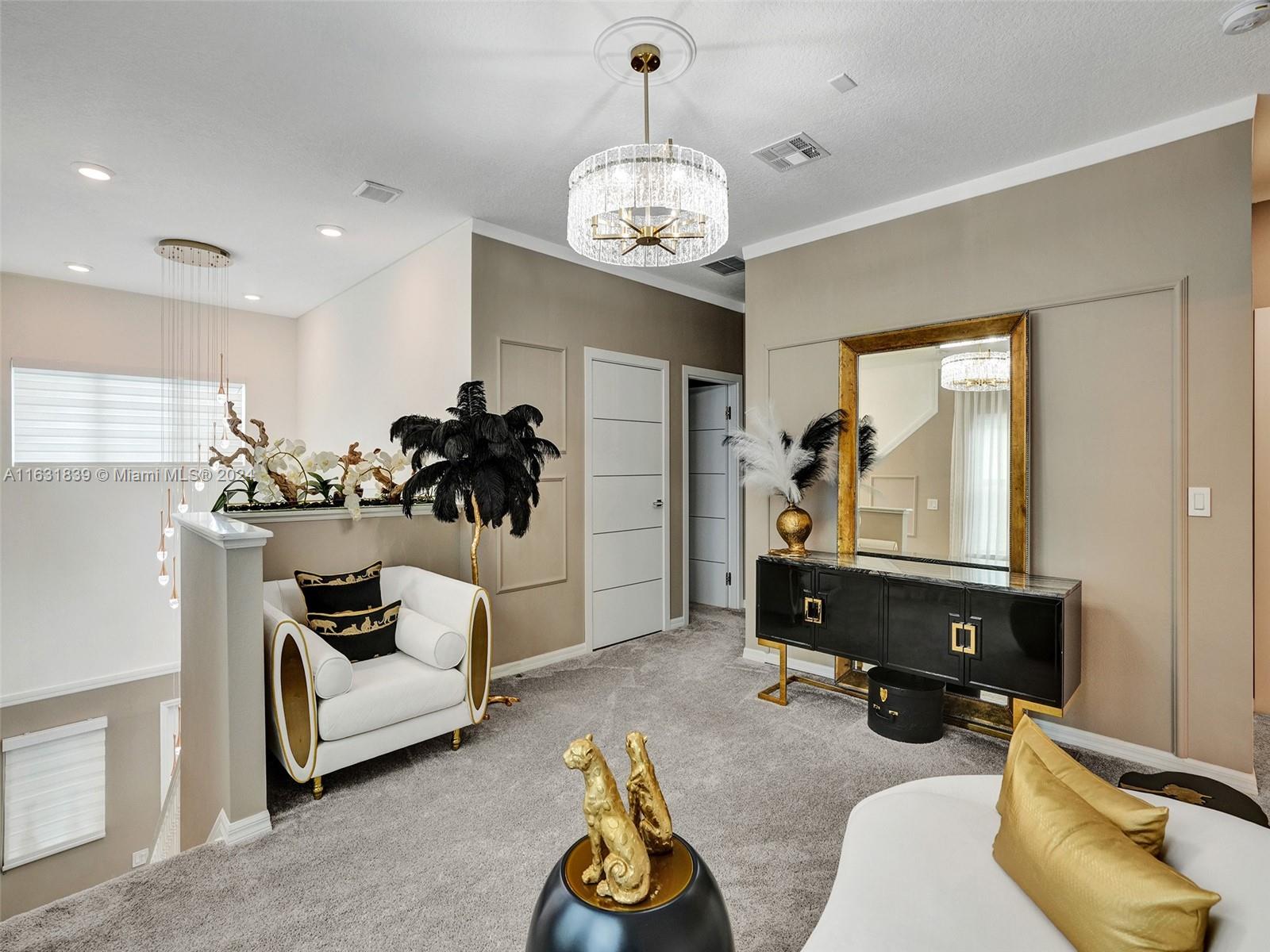 HILLCREST COUNTRY CLUB SO - Residential