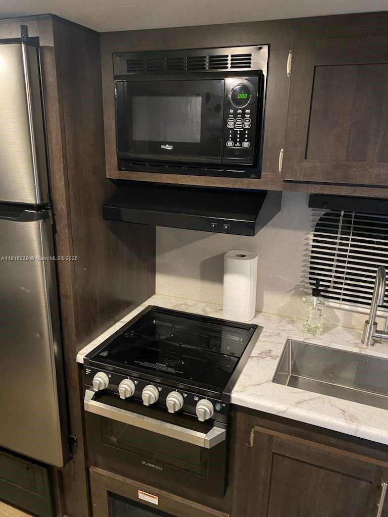 ELISE ESTATES - Residential Lease