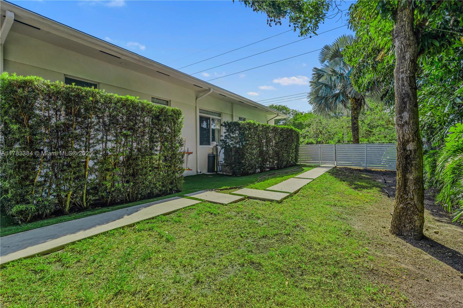 CHAPMAN CORNER - Residential