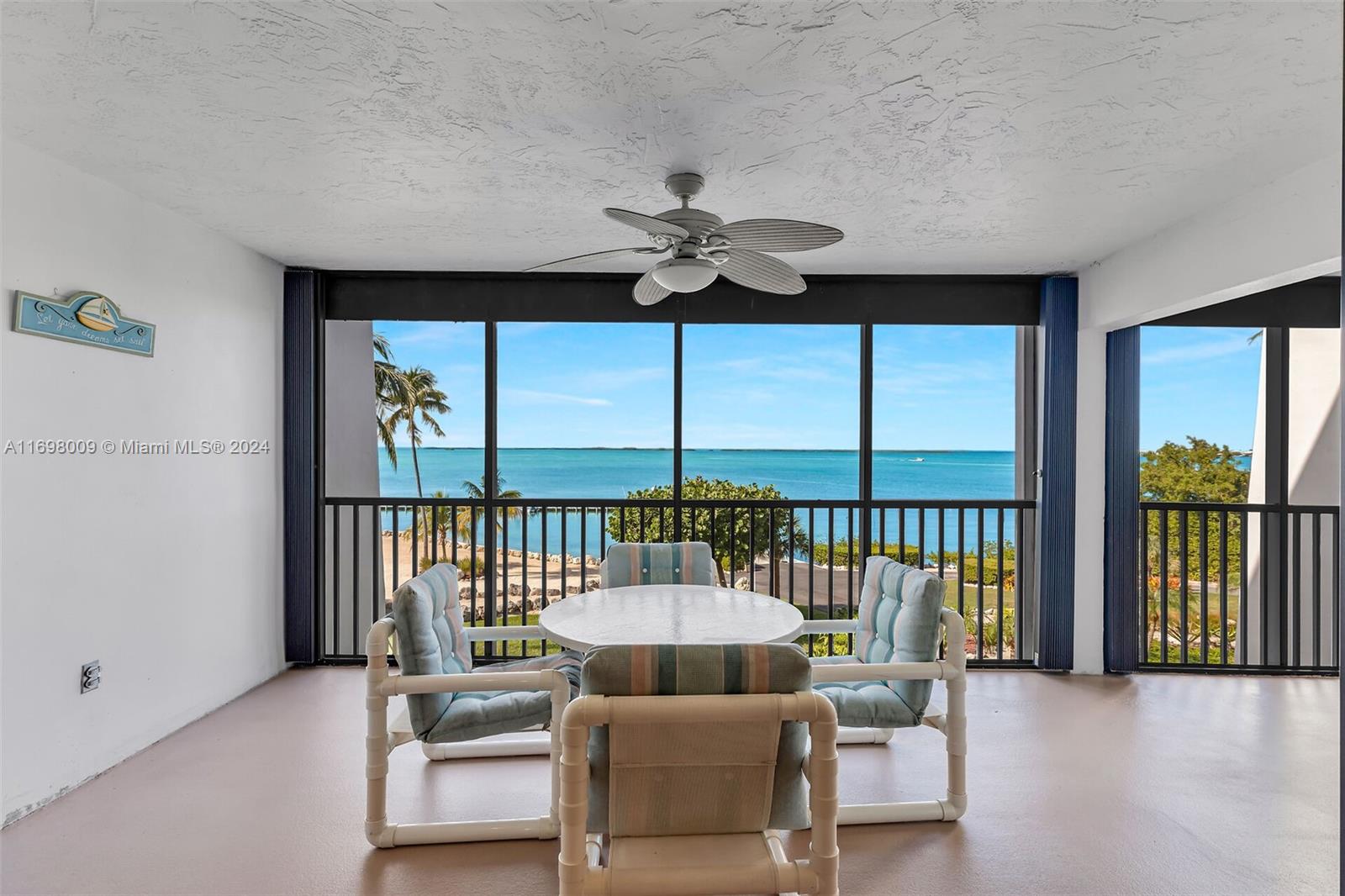 ROCK HARBOR (91 RESIDENTI - Residential